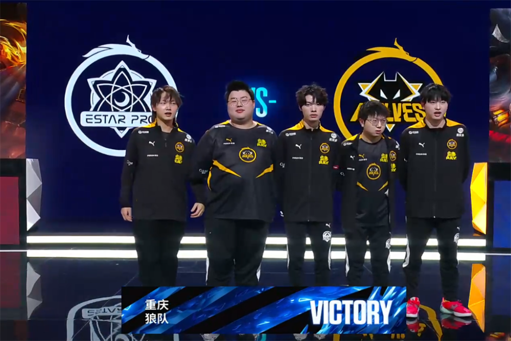 中临危不惧 中临危不惧