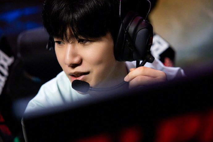 生死战队员 生死战队员