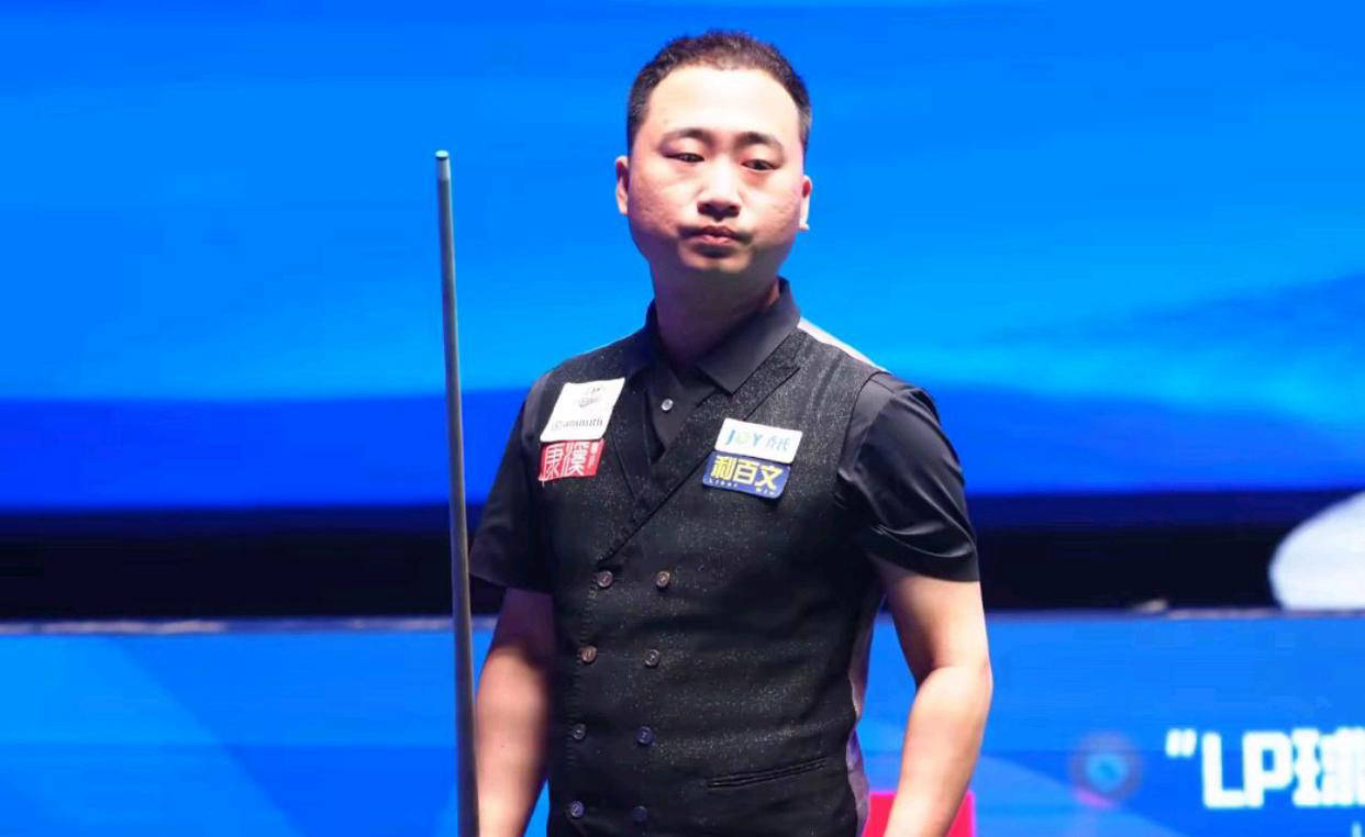 边锋内收 边锋内收