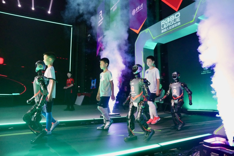 握手言和 握手言和